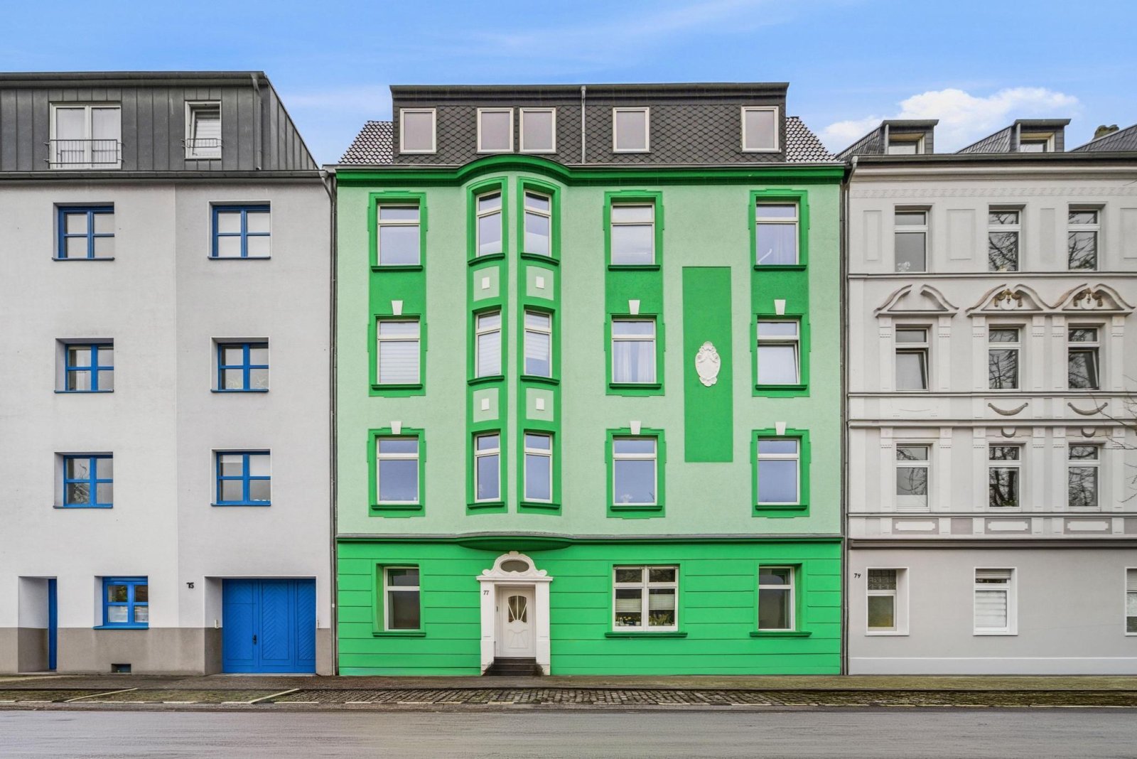 Moderne Dachgeschosswohnung mit Fernblick Moderne Dachgeschosswohnung mit Fernblick